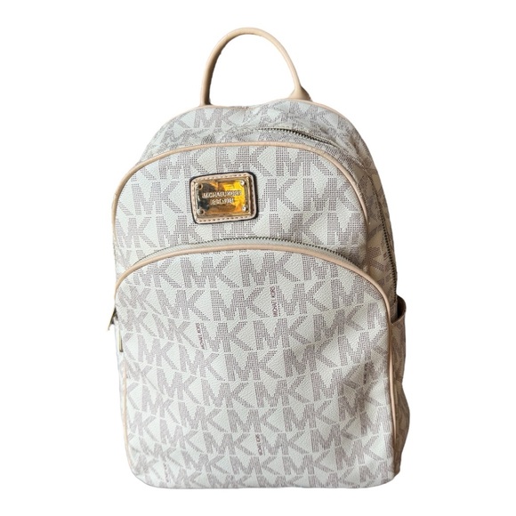 Michael Kors Jet Set Backpack - Picture 2 of 10